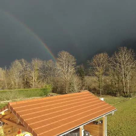La Vallee Des Noyers